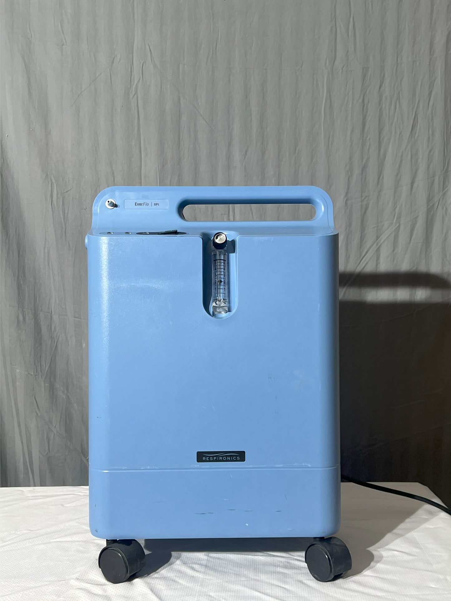 Respironics EverFlo with OPI Oxygen Concentrator - Low-Hours Medical Oxygen System
