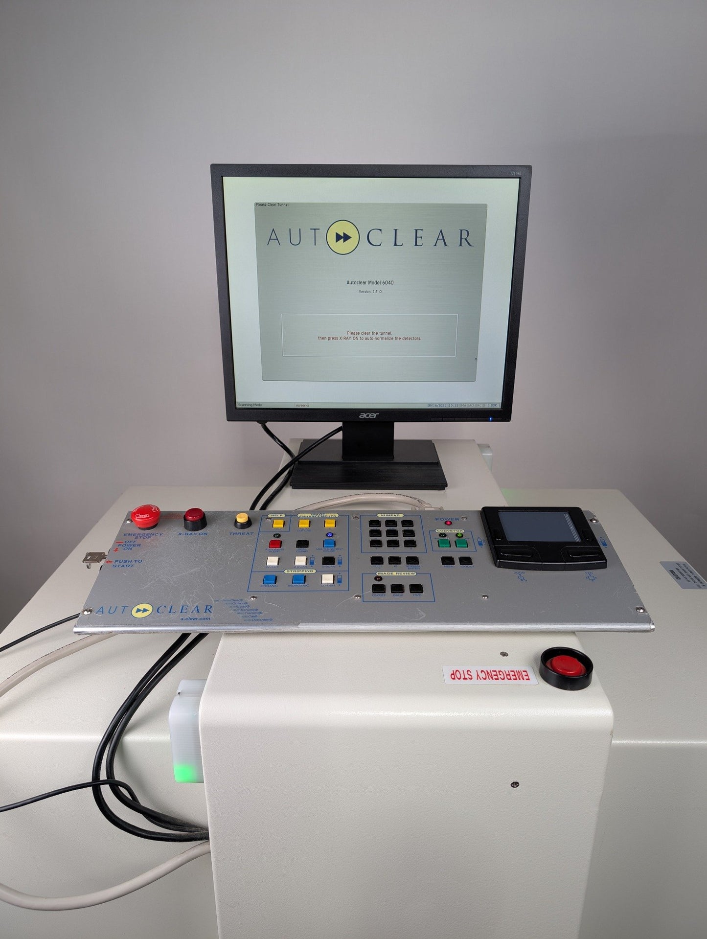 AutoClear 6040 Digital X-Ray Scanner - Conveyor Belt, Control Board & Monitor