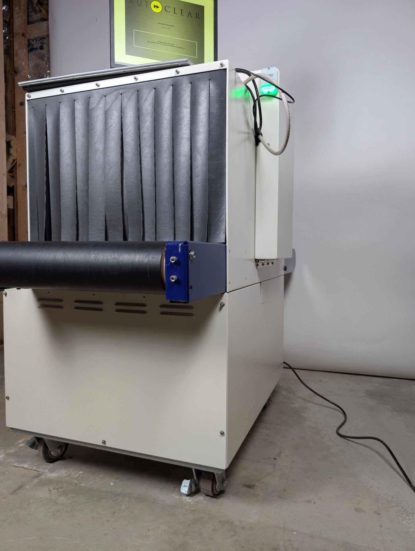 AutoClear 6040 Digital X-Ray Scanner - Conveyor Belt, Control Board & Monitor