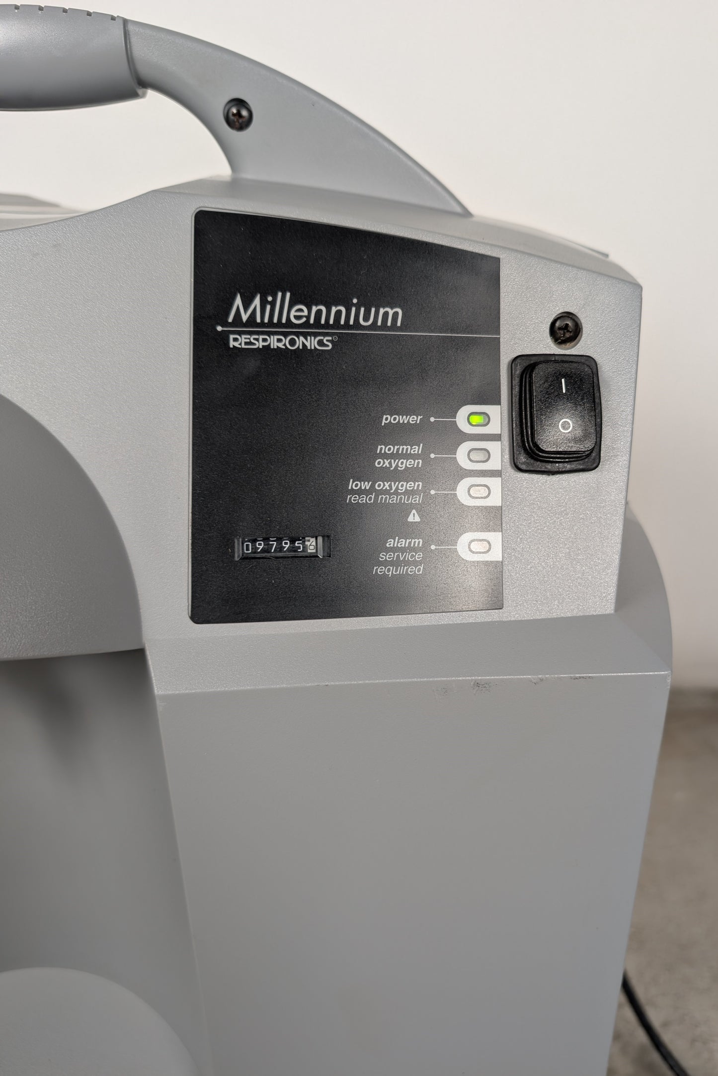 Respironics Millennium M605 Oxygen Concentrator 5LPM Medical Grade O2 Generator 9795 Hours