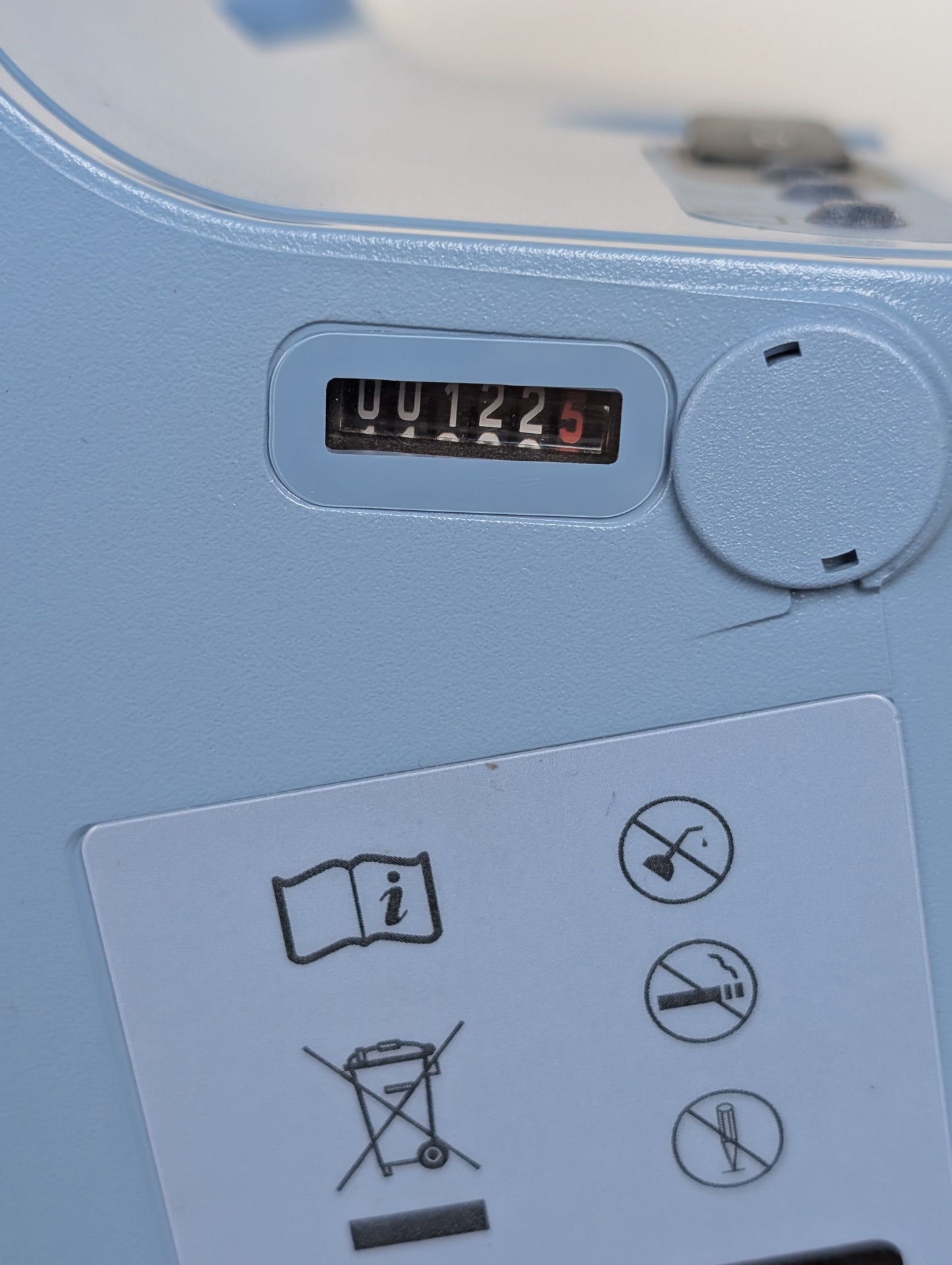 Respironics EverFlo with OPI Oxygen Concentrator - 122 TOTAL Hours