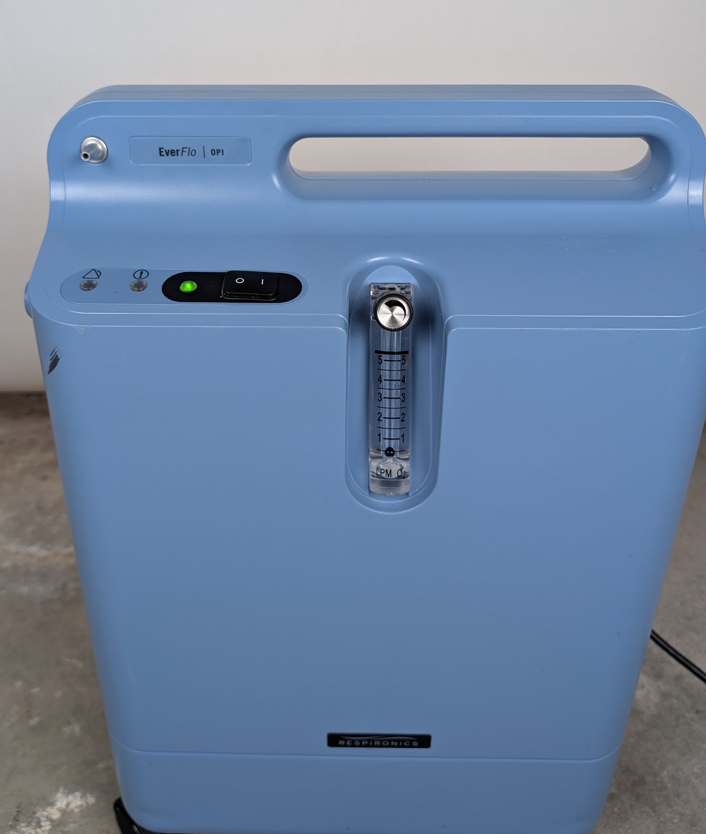 Respironics EverFlo with OPI Oxygen Concentrator - 122 TOTAL Hours