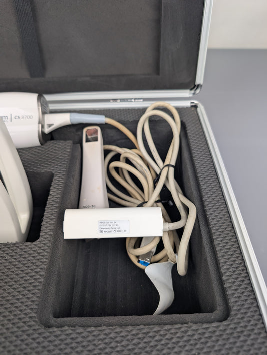 Carestream CS 3700 Dental Intraoral Scanner Kit--Tip, Calibration Tool, and Case
