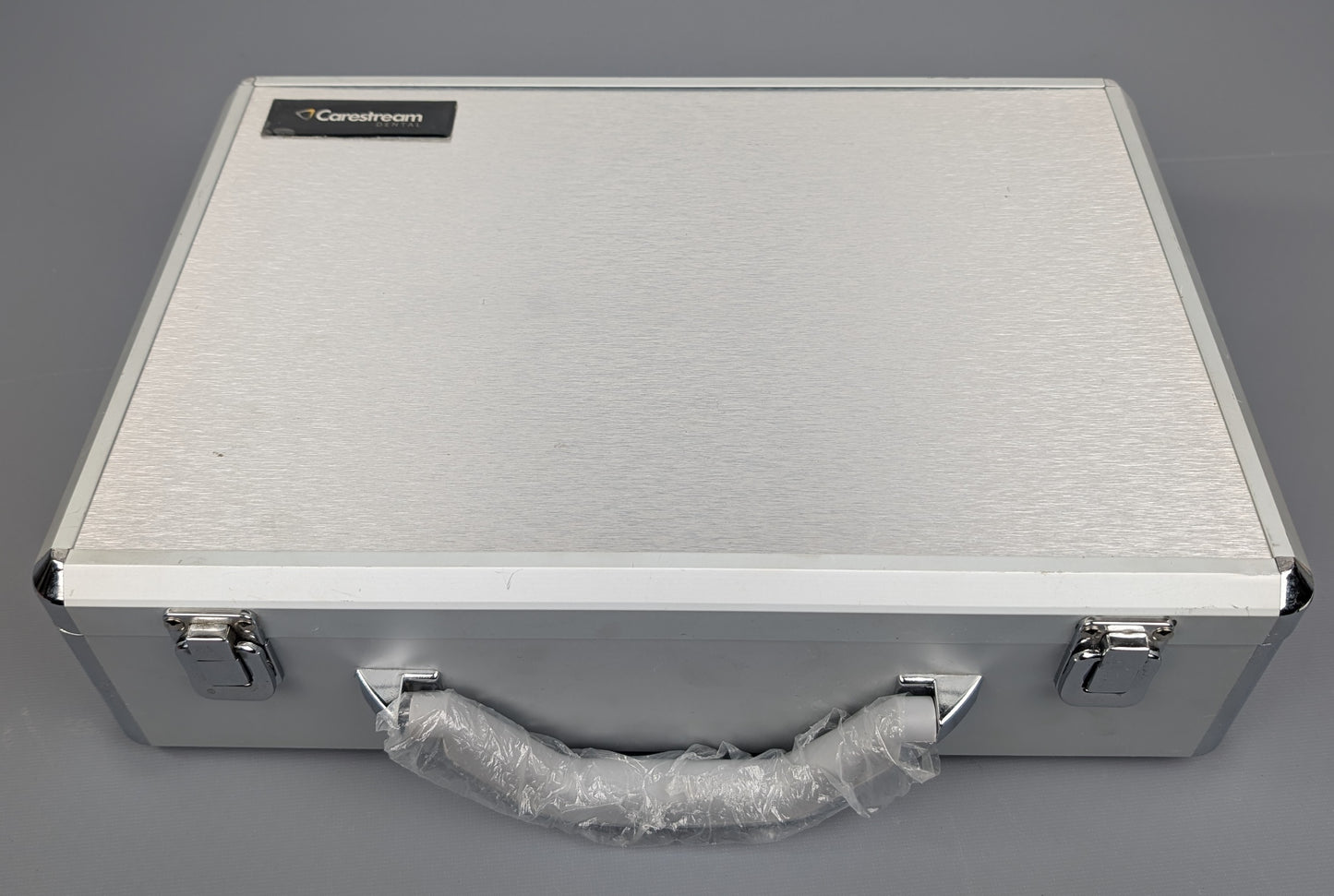 Carestream CS 3700 Dental Intraoral Scanner Kit--Tip, Calibration Tool, and Case