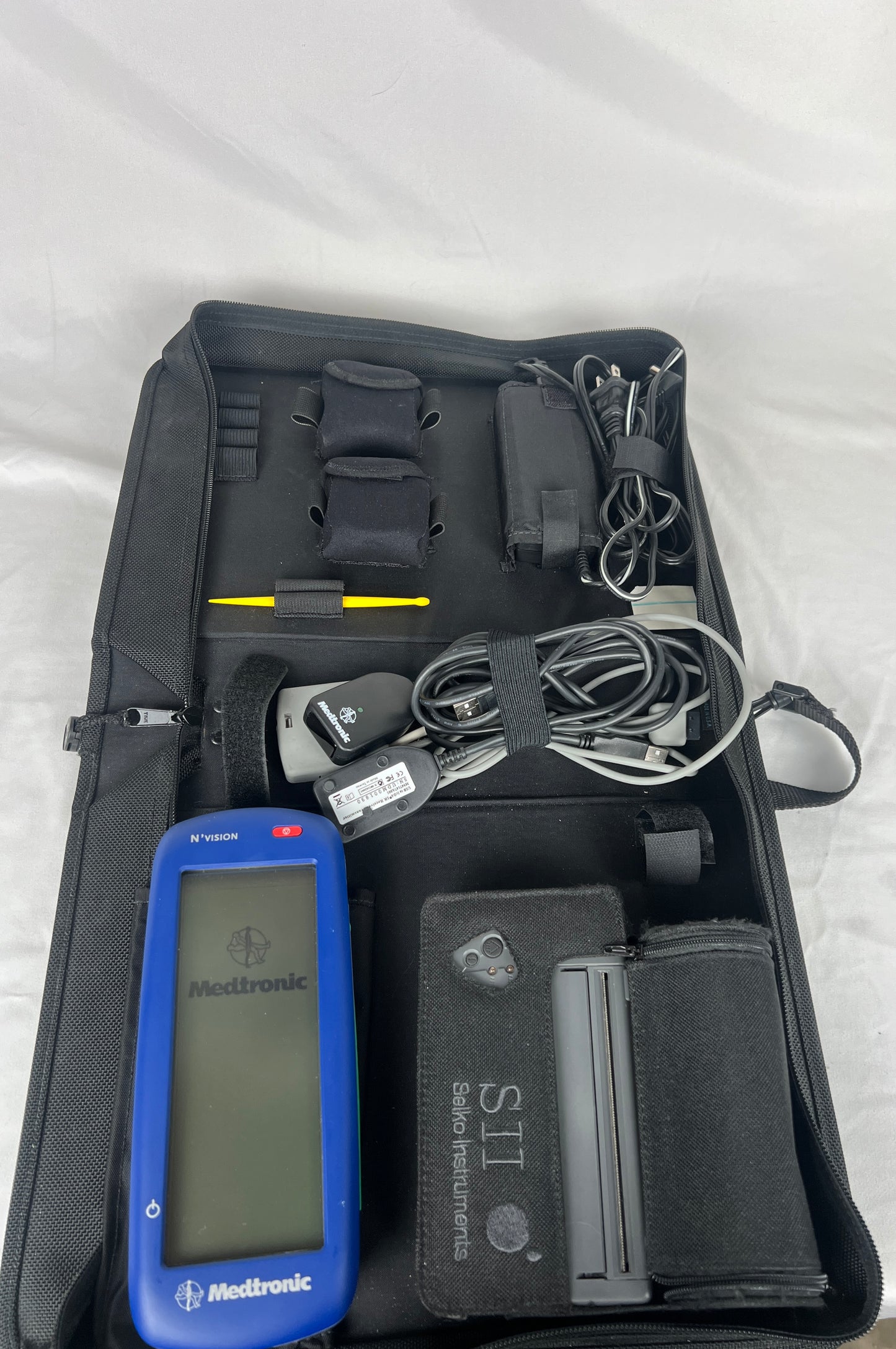 Medtronic N'Vision Clinician Programmer Model 8840 Complete System – Case & Accessories