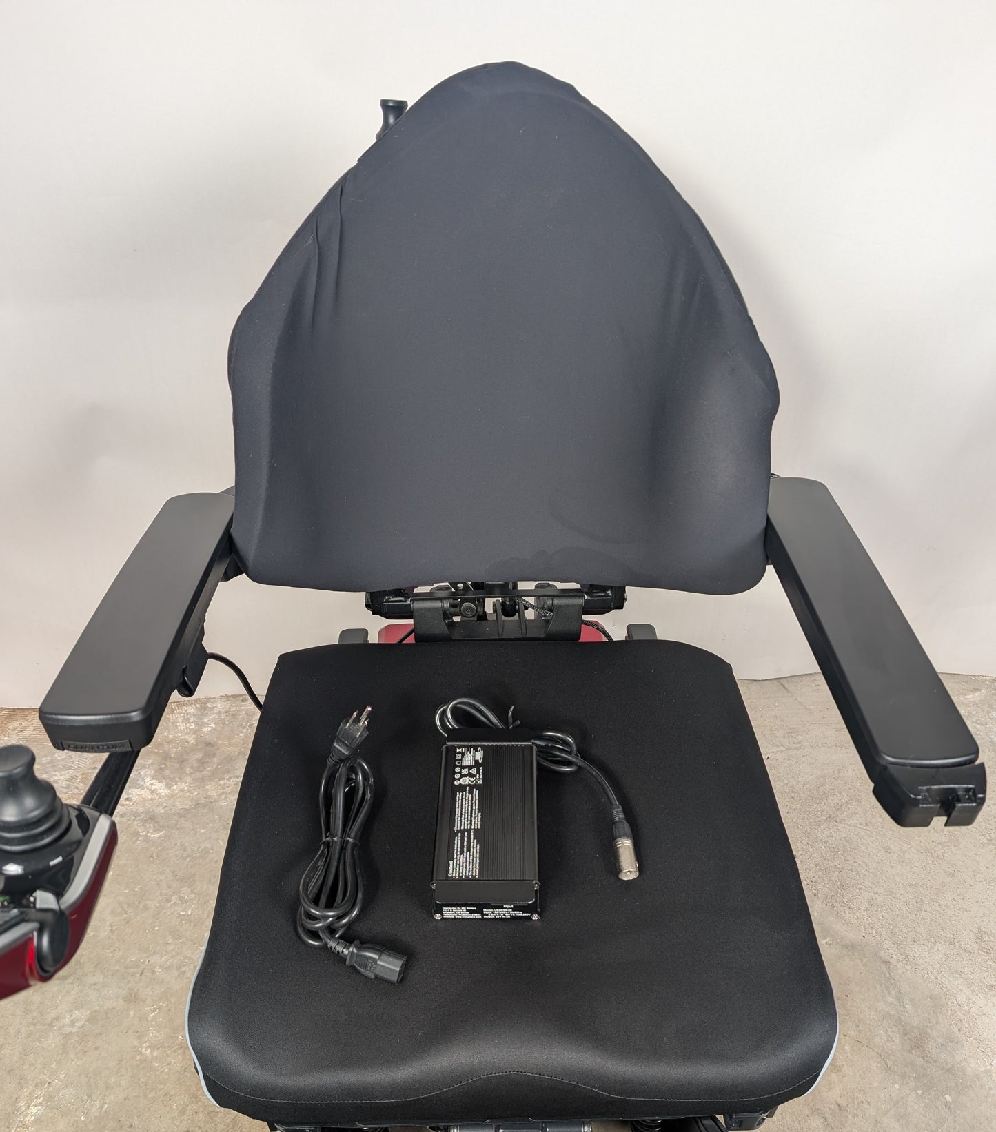Quantum Q6 Edge 3 Power Wheelchair-New Batteries-iLevel Compatible