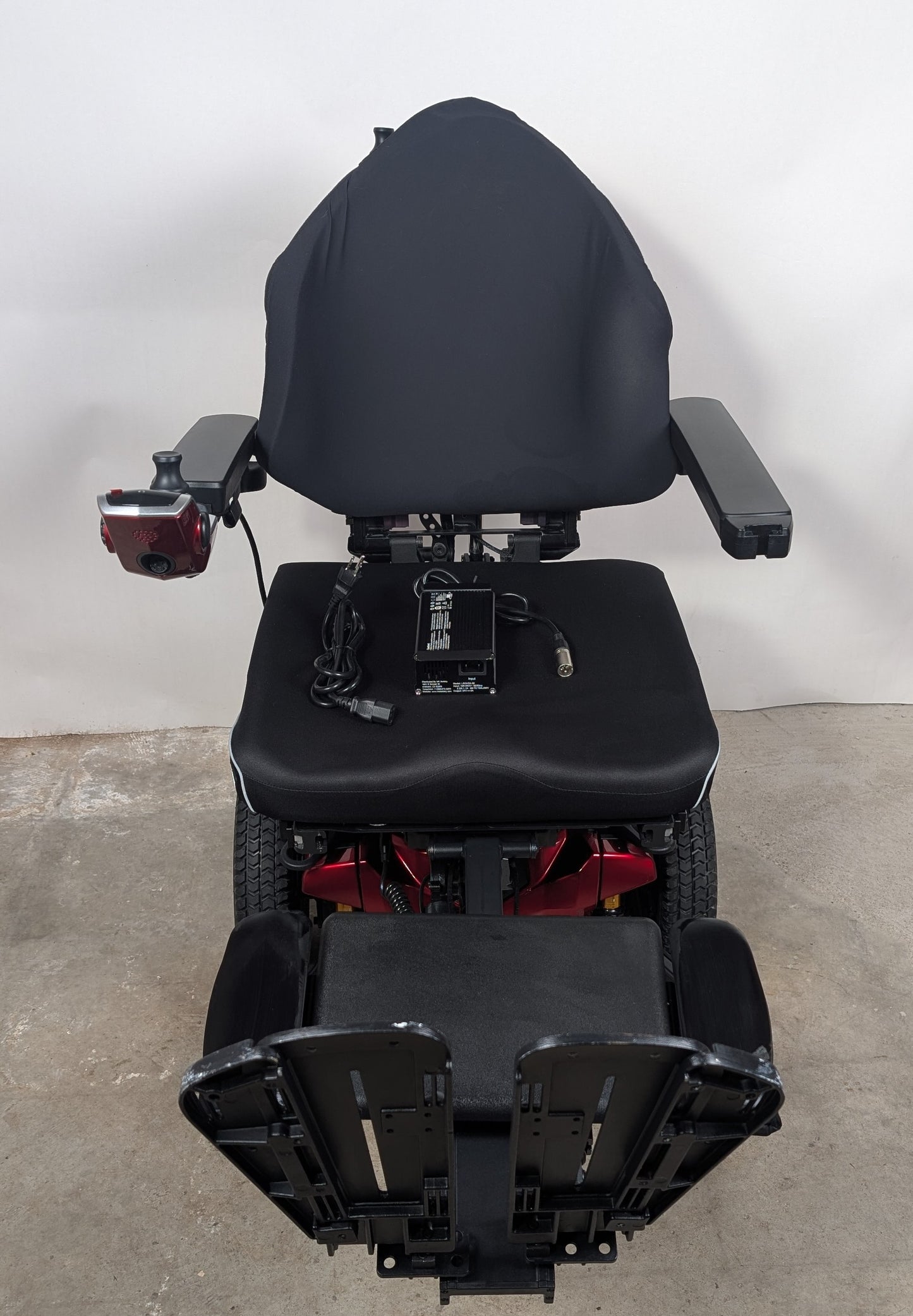 Quantum Q6 Edge 3 Power Wheelchair-New Batteries-iLevel Compatible