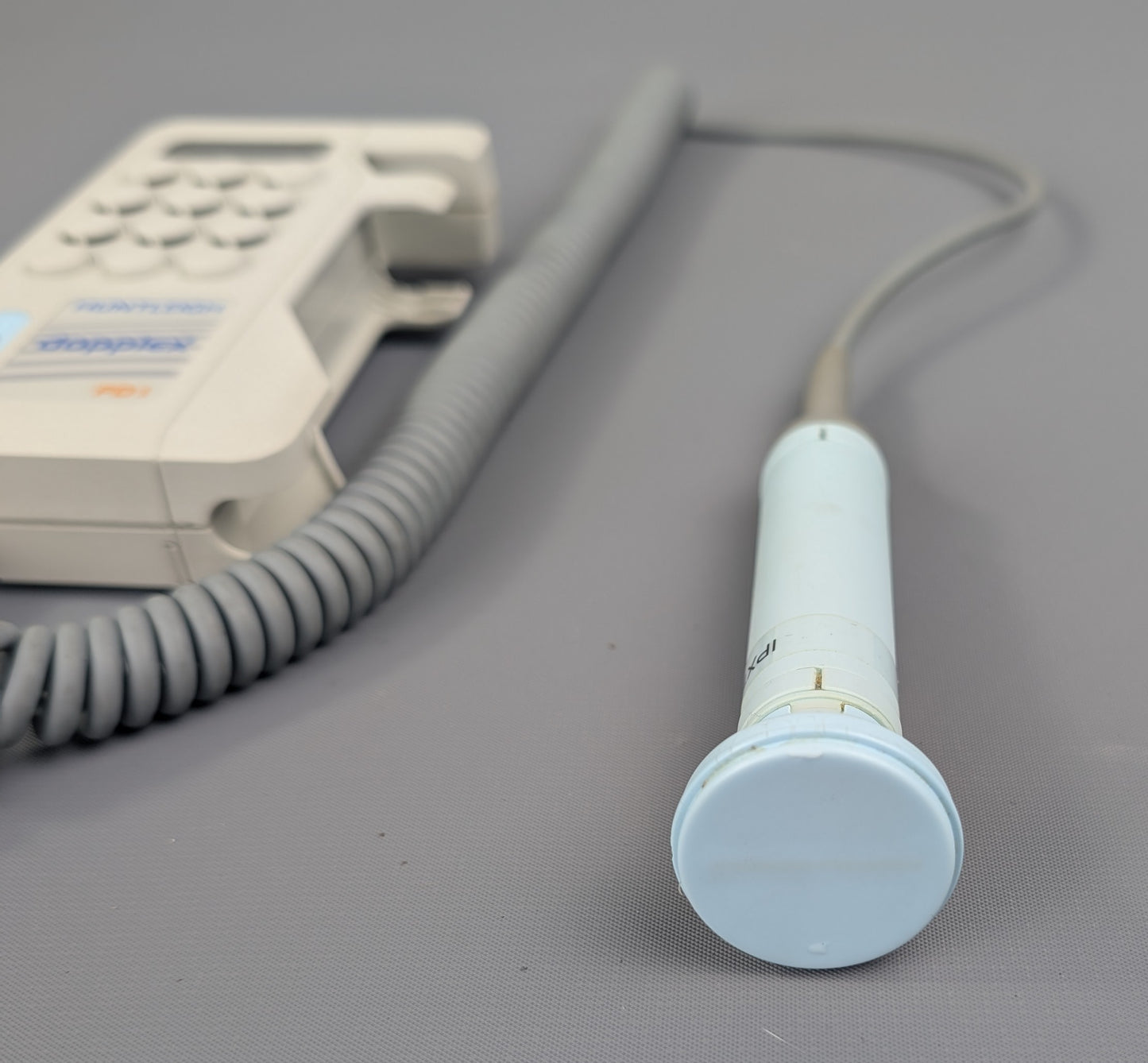 Huntleigh Dopplex FD1 Plus Fetal Doppler with Fixed 2 MHz Probe – Powers On & Functional