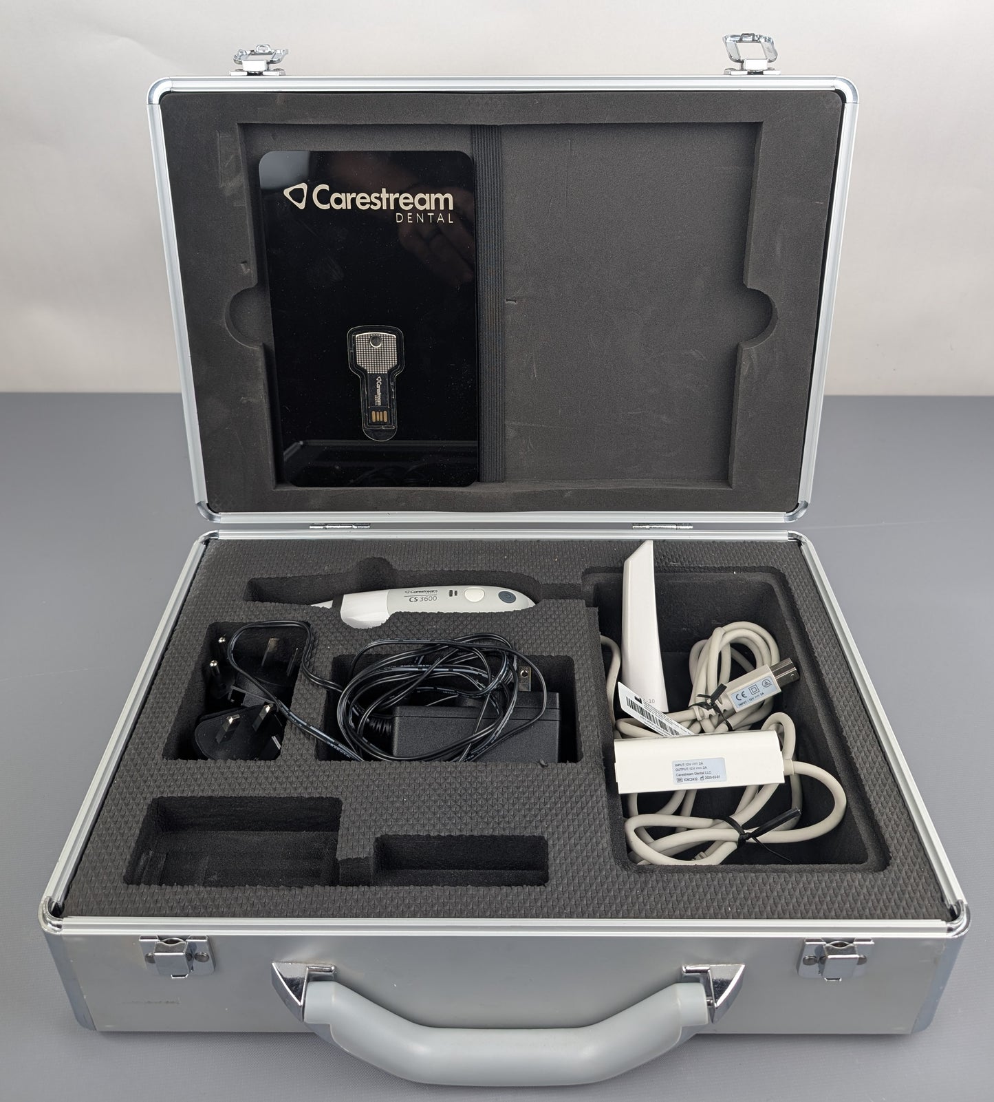 Carestream CS 3600 Intraoral Dental Scanner